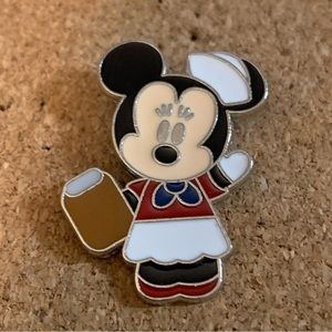 3 for $12✨Disney Trading Pin- Minnie Mouse